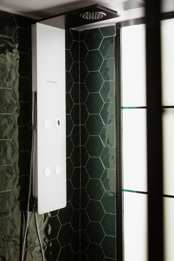 The Bold Type Hotel, A Member Of Design Hotels พาทรา ภายนอก รูปภาพ