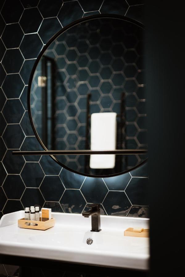 The Bold Type Hotel, A Member Of Design Hotels พาทรา ภายนอก รูปภาพ